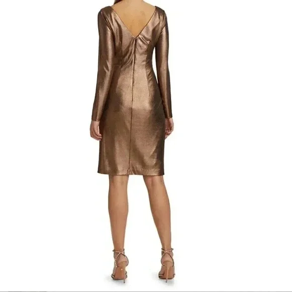 NWT Marchesa Notte Metallic V-Neck Foiled Lamé Side Pleats Dress Size 4 - Picture 5 of 10